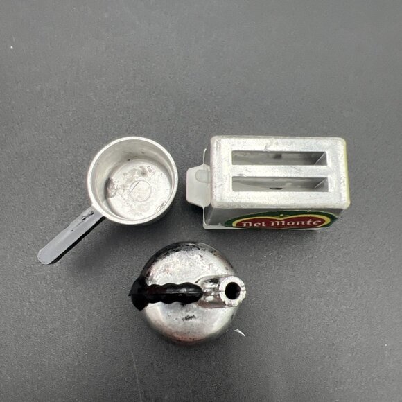 VTG 1965 Barbie Learns to Cook #1634 Dress Belt Shoe Hanger Toaster Kettle Pot - Picture 9 of 16